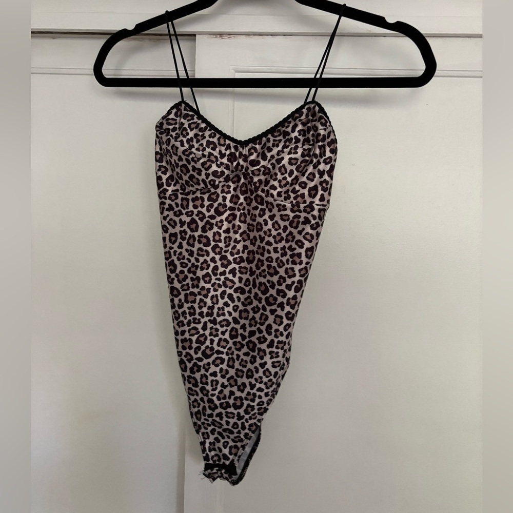 Leopard print Adika bodysuit